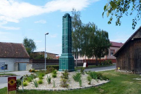 Weinlandsäule in Raggendorf